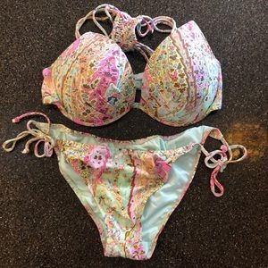Victoria Secret bikini